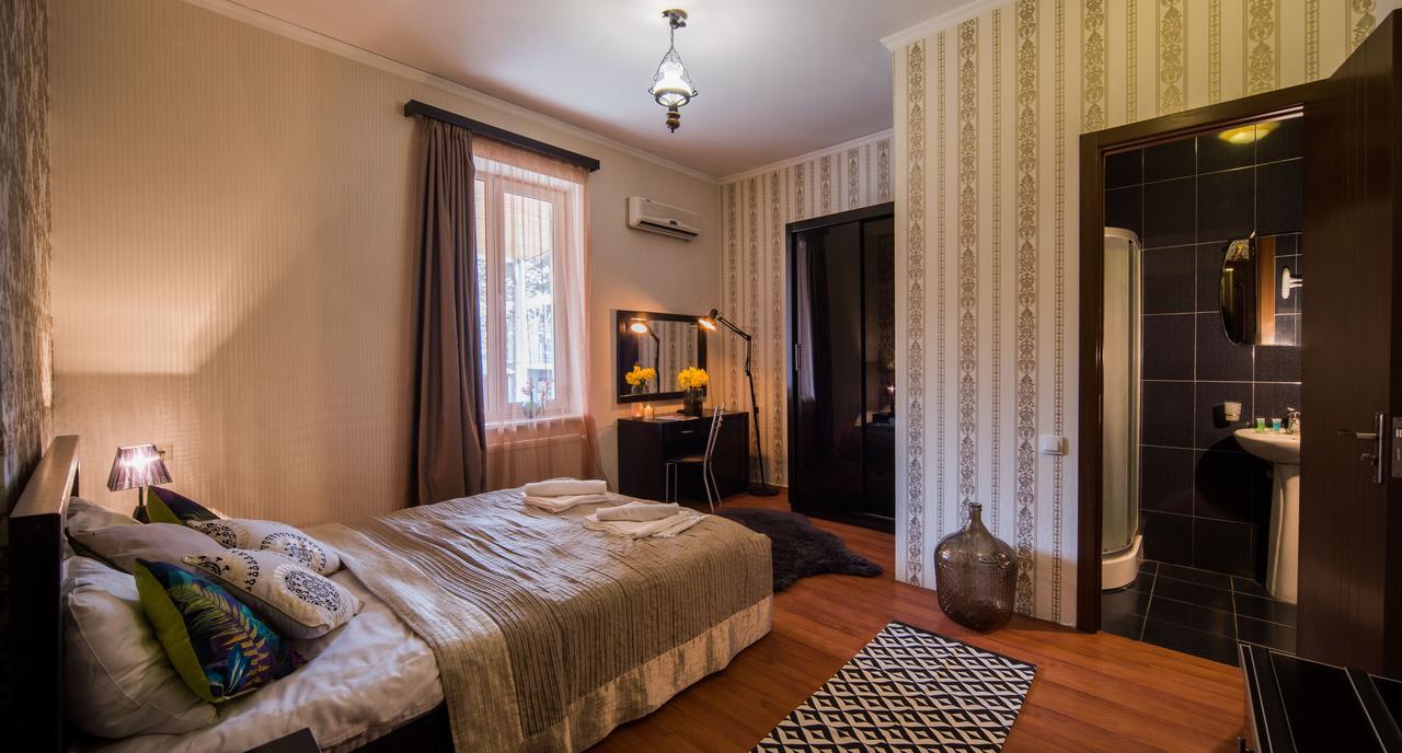 Gold Star Hotel Tbilisi Exterior photo