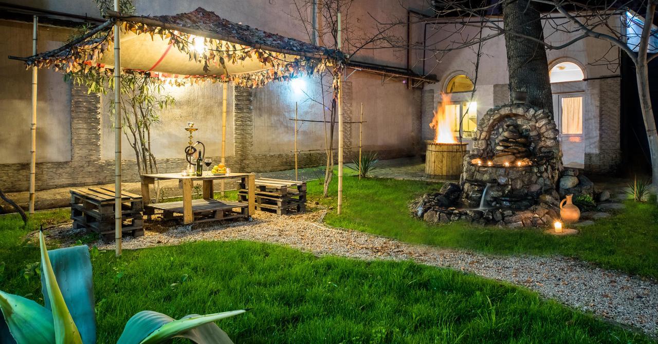 Gold Star Hotel Tbilisi Exterior photo